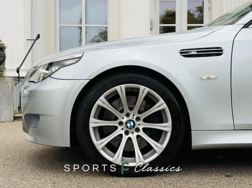 BMW M5 touring